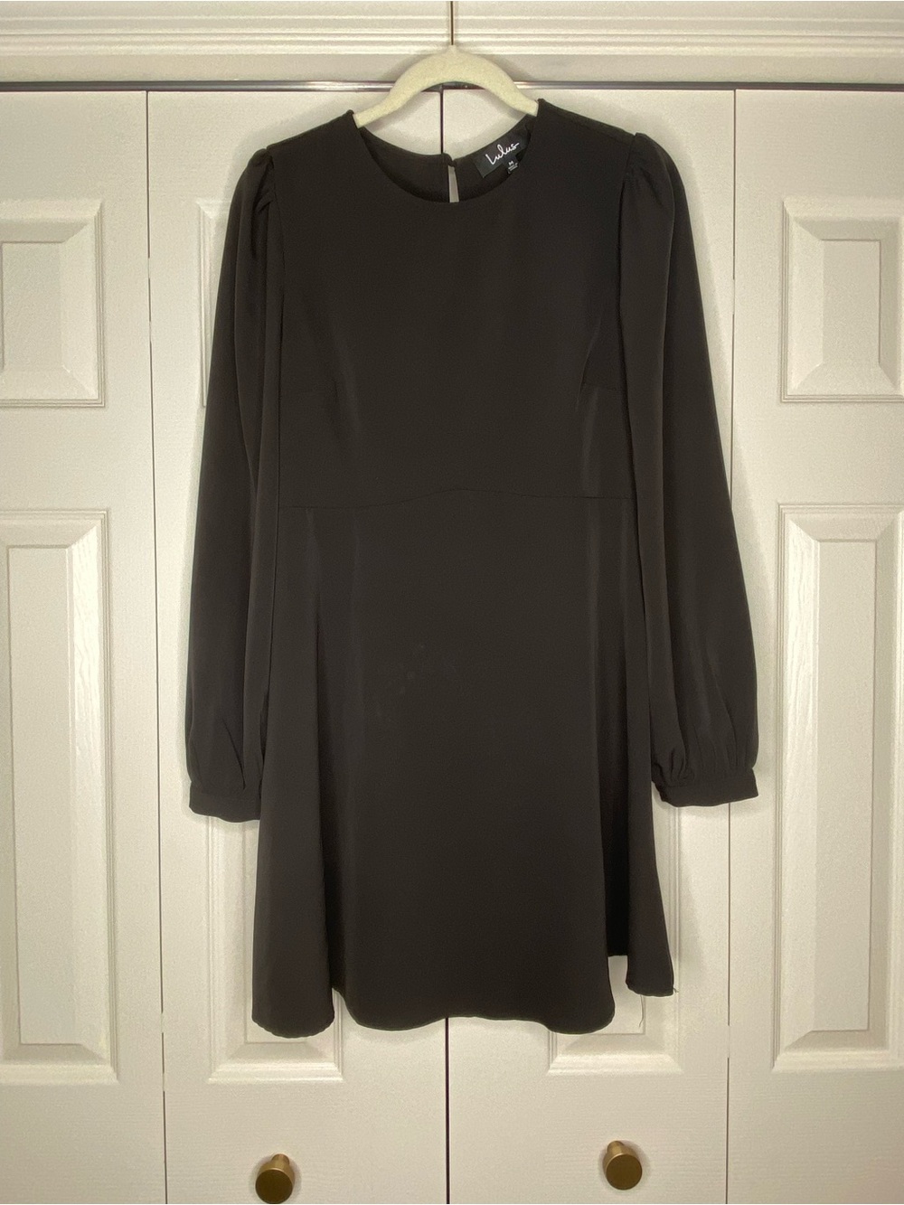 Black long sleeve dress